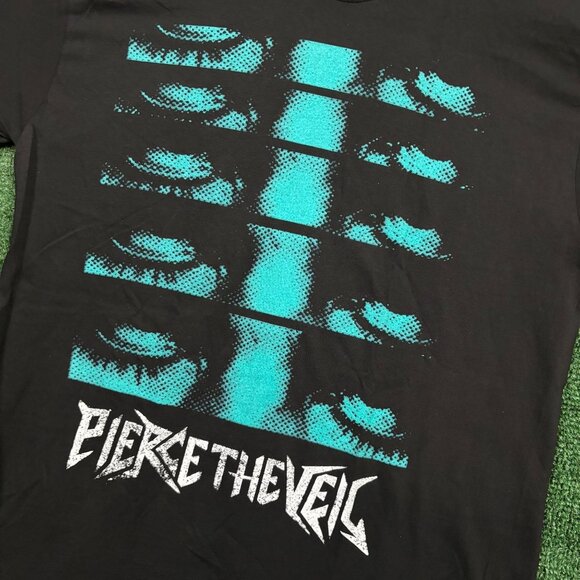 Pierce the Veil The Jaws of Life Album Rock Band T-Shirt Size Large - Picture 4 of 4